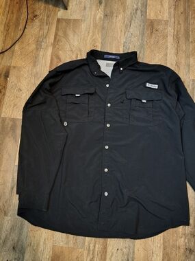 Columbia Black Long-Sleeve Button-Front Outdoor Shirt